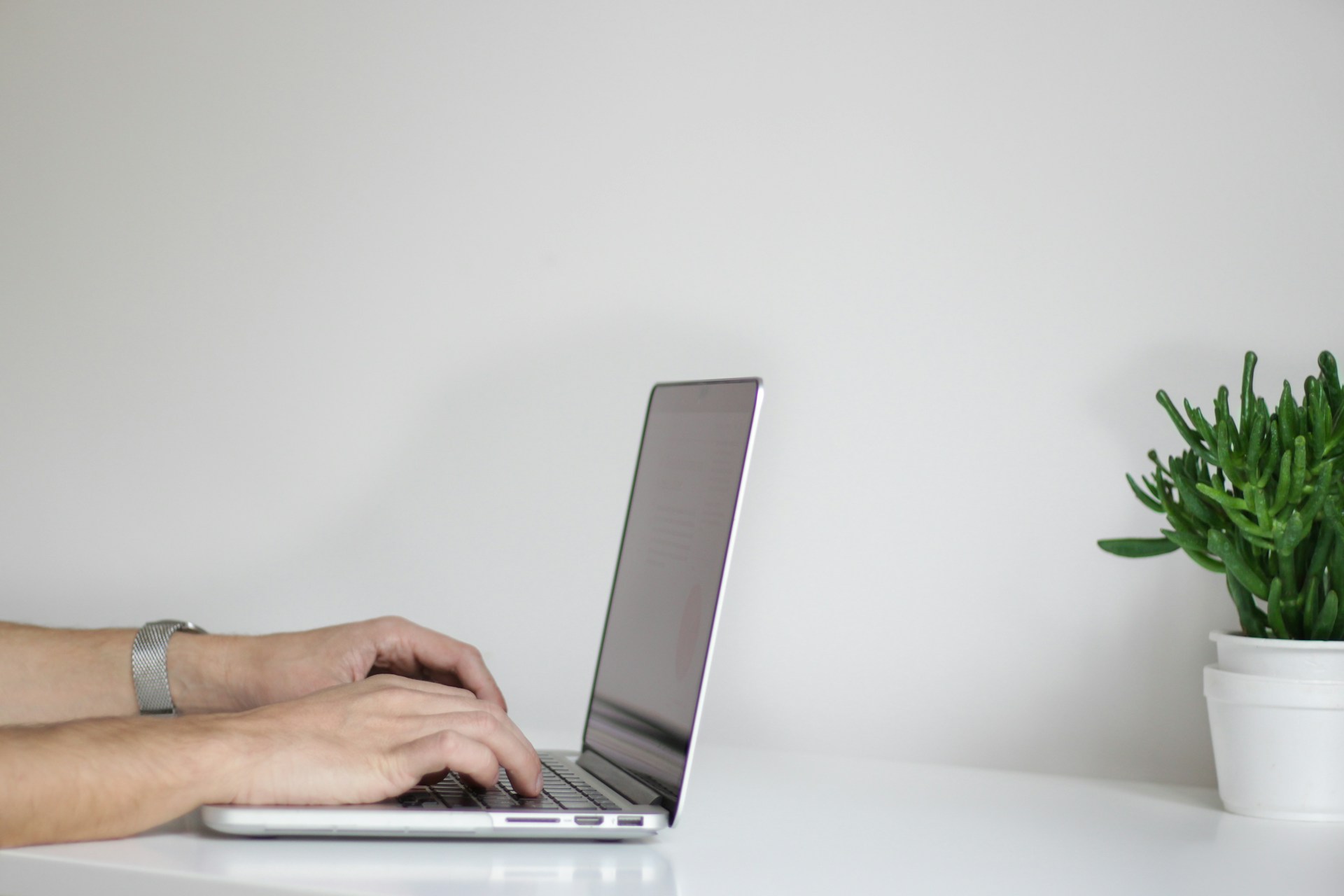 How much typing speed is required for freelancing